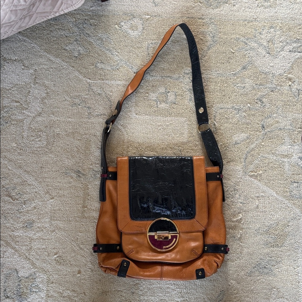 Stylish Tan and Black Shoulder Bag